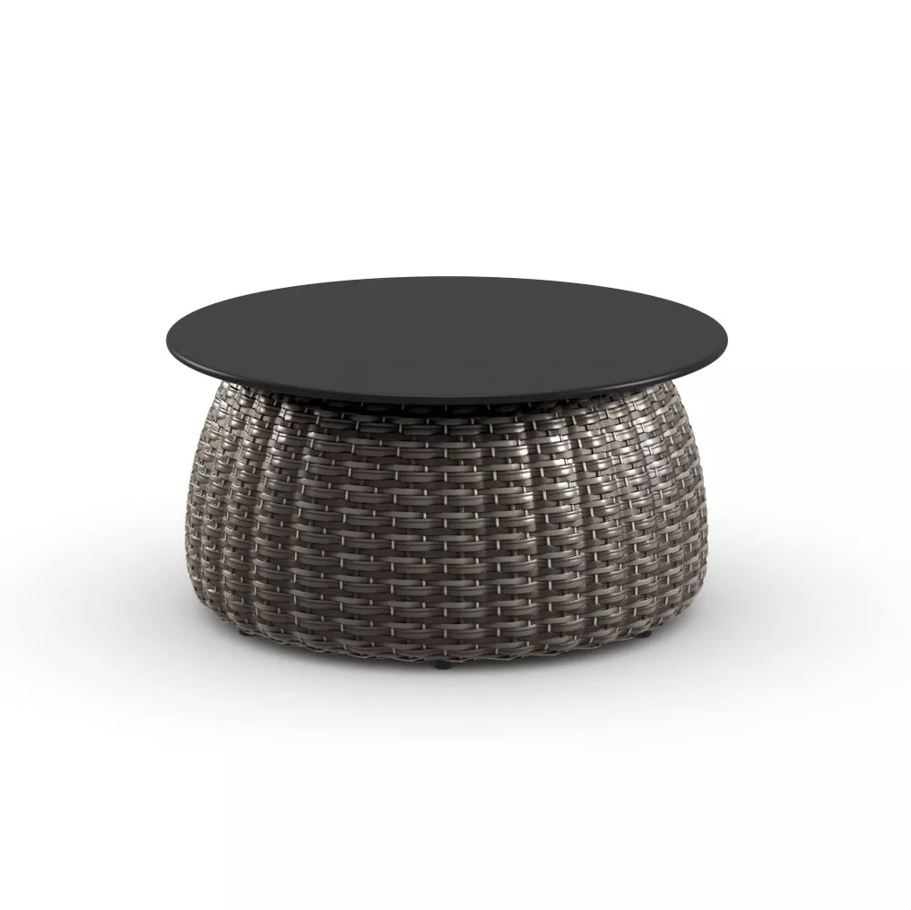 Dedon Porcini Beistelltisch 61 cm mit rundem schwarzen Tischplatte und geflochtenem Untergestell ohne Hintergrund